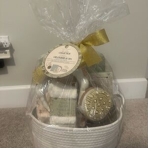 Luxurious Spa Gift Basket with Gold Accents